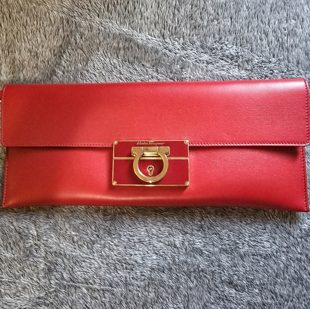 Salvatore Ferragamo Clutch/Wristlet 11.5" x 5" - Picture 4 of 17